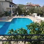 아파트호텔 Tayfun 올루데니스