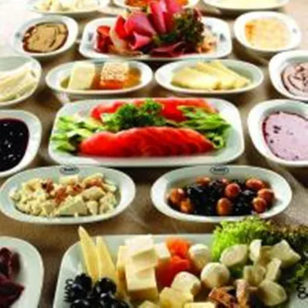 Tayfun 아파트호텔