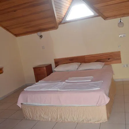 Tayfun Ξενοδοχείο με διαμερίσματα Ολουντενίζ